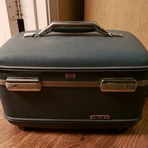 Vintage Train Case